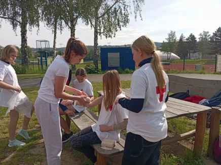 ghwsf9j24olbfds-313230302e2e38302e31