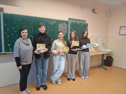 338d201b-77c1-4446-8dae-ff94c8bd9c61