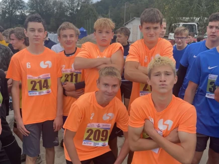 1zxvwl005m84zks-313230302e2e38302e31