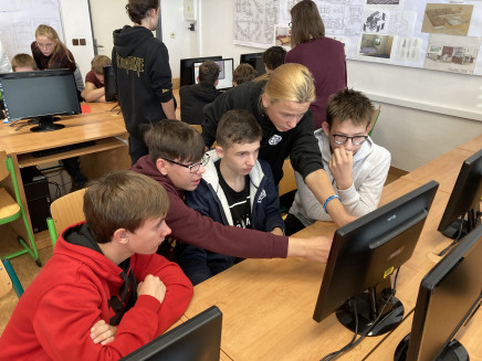 45B6B9B6-A4EA-4C4C-9FE2-10F3CFAF181F