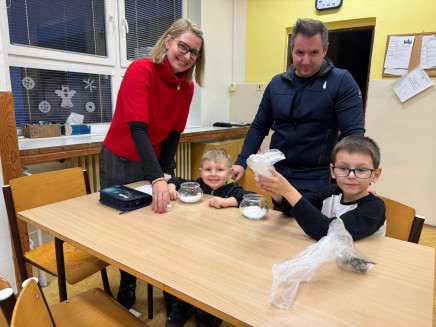 56a0b30c-58e7-4738-bb9f-8189c4ccb21f