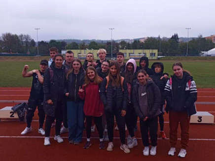 h9sj96tb17g9wcs-313230302e2e38302e31