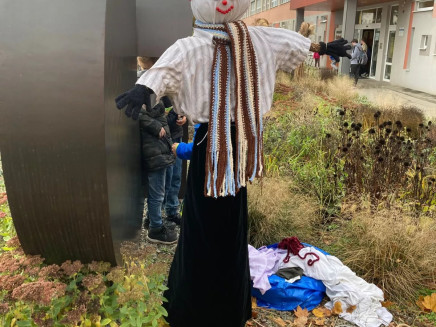 lpzoozu03izek4s-313230302e2e38302e31