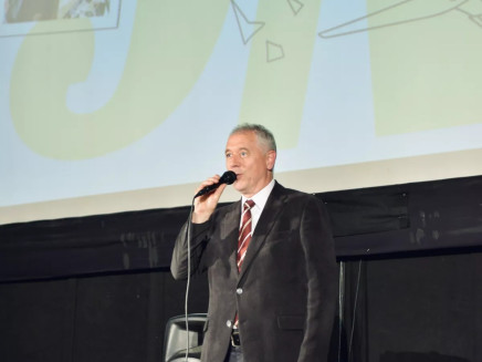 1cn8o8al16zjtes-313230302e2e38302e31