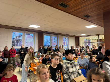 ae1803ce-bcc5-4e18-88d9-1b18258c6450