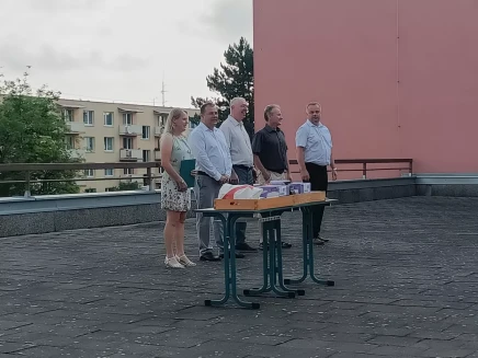 mtos9jfrm5uwfs-313230302e2e38302e31